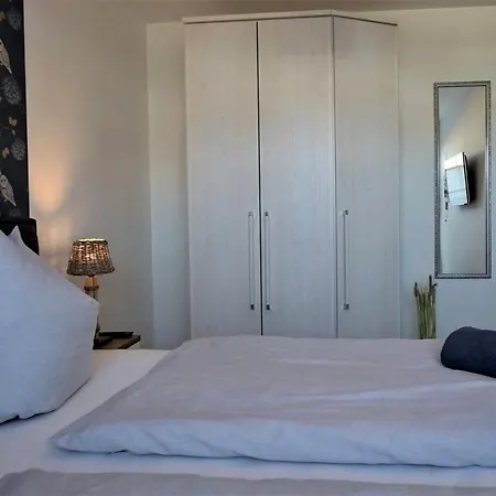 Appartement Bernstein & Breakfast 2 *